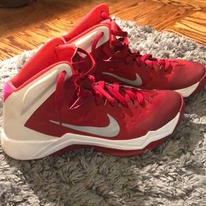 Nike red hyperquickness basketball shoes size 9.5